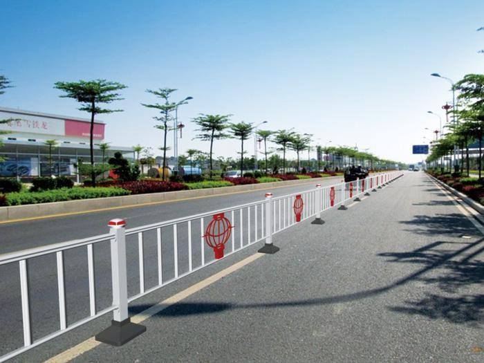 市政鋅鋼護欄,市政道路護欄批發(fā),市政道路欄桿 市政鋅鋼護欄,市政道路護欄批發(fā),市政道路欄桿