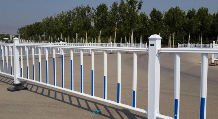 市政護(hù)欄廠家,市政護(hù)欄價(jià)格 市政護(hù)欄廠家,市政護(hù)欄價(jià)格