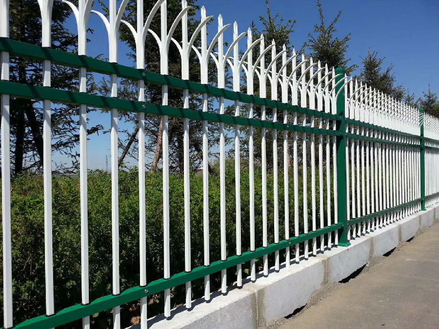 鋅鋼護(hù)欄12 鋅鋼護(hù)欄12