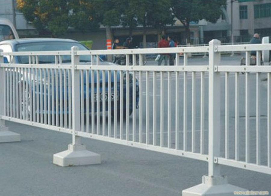 市政護(hù)欄廠家市場部培訓(xùn) 市政護(hù)欄廠家市場部培訓(xùn)